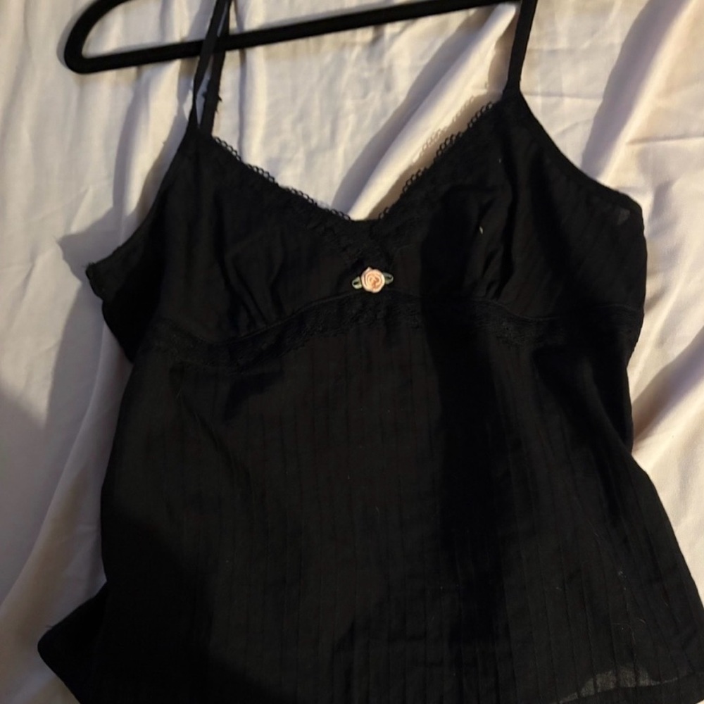 2/25$🍓⭐️ Ardene Black Lace Trim Cami Top - Picture 1 of 2